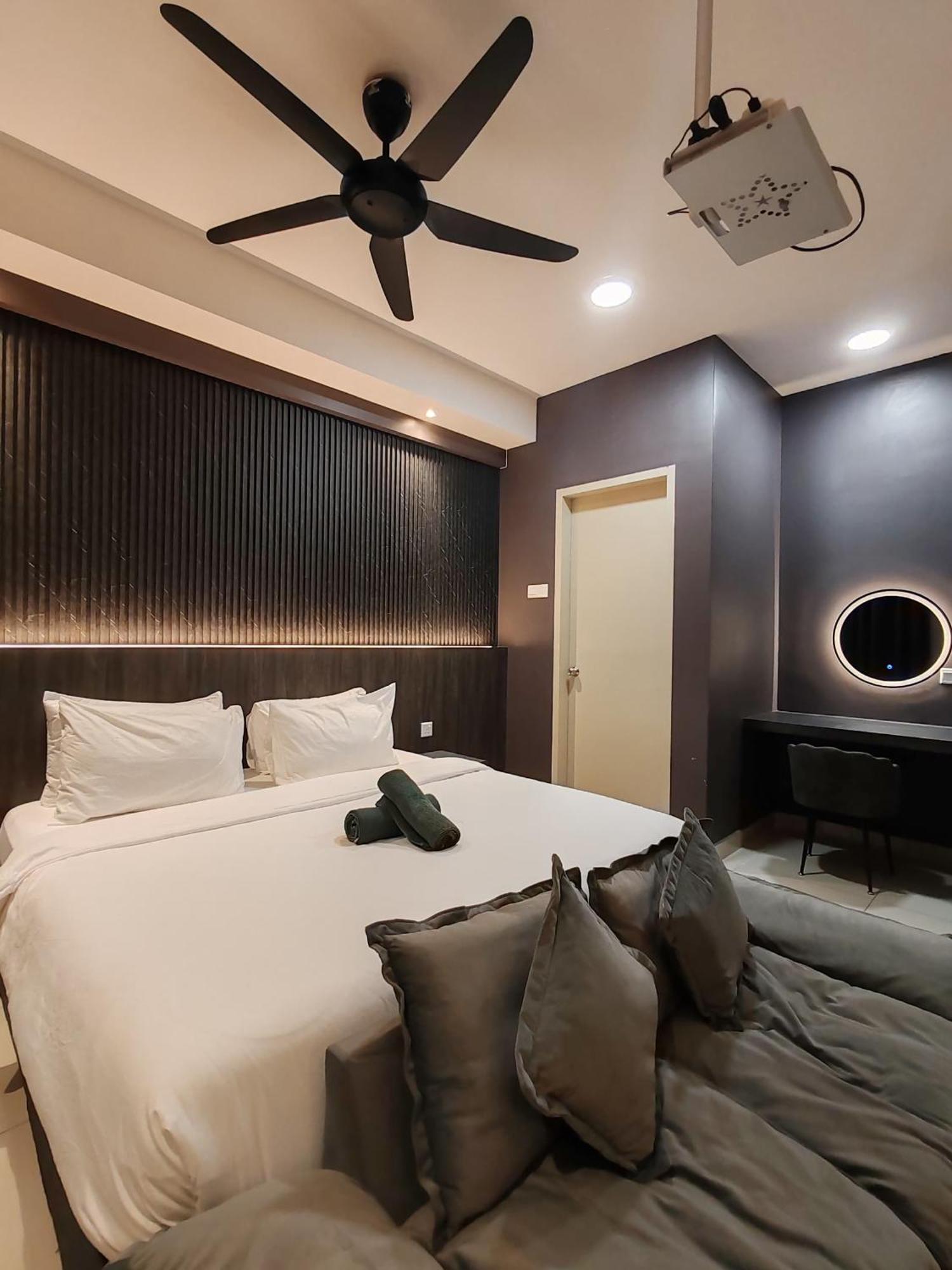 Luxury Couple Suites L Free Netflix L Massage Chair L Bathtub L Wifi 200Mbps L Town Area Bali Residence Malacca Εξωτερικό φωτογραφία
